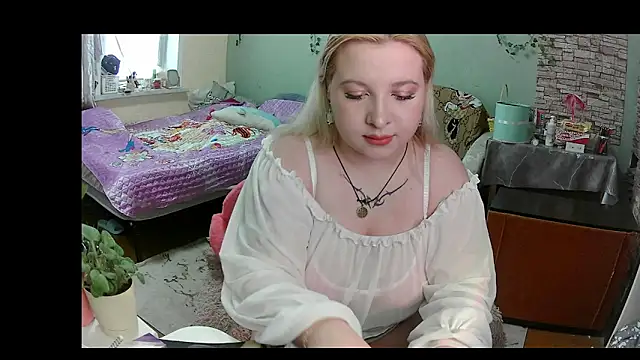 Snapshot of caramel_maria chatting on October 2025 06:52:02 AM caramel maria online show from October 2025 06:52:02 AM