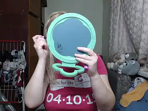 BustyBlond online show from January 2025 05:24:01 AM