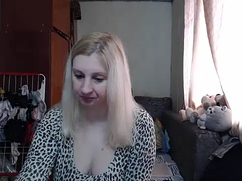BustyBlond online show from January 2025 09:05:01 AM