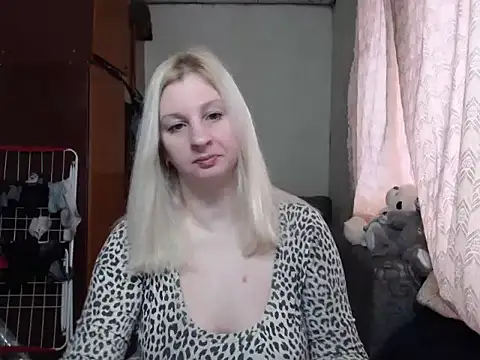 BustyBlond online show from February 2025 06:18:02 AM