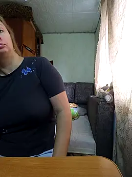 BustyBlond online show from October 2025 05:28:01 AM