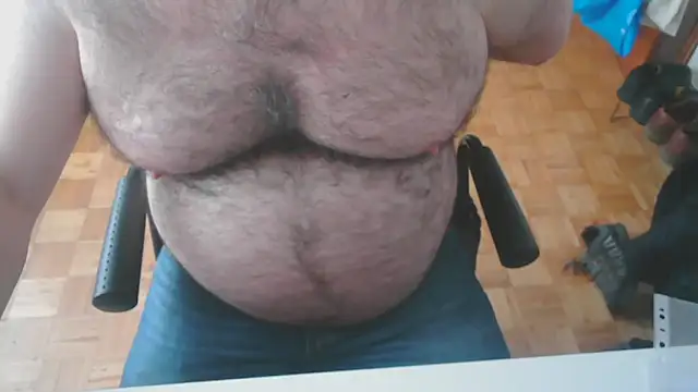 mikeyhotbear online show from March 2026 04:47:02 PM