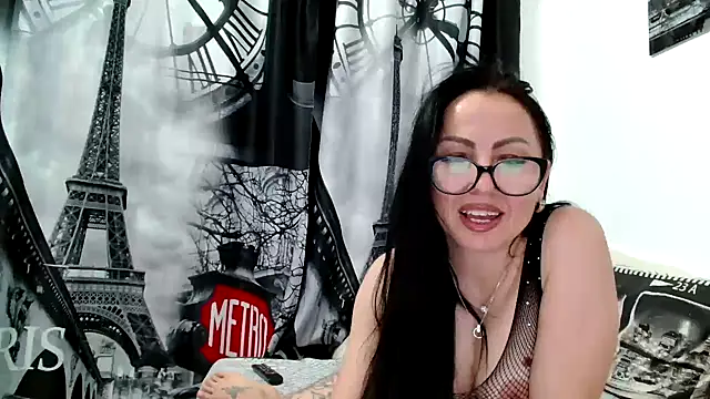 Snapshot of Anne30 chatting on May 2026 07:44:01 PM Anne30 online show from May 2026 07:44:01 PM