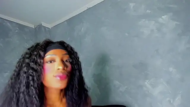 Snapshot of Emattaylor chatting on May 2026 11:52:02 AM Emattaylor online show from May 2026 11:52:02 AM