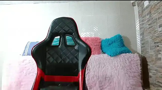 Snapshot of omar_alurba chatting on December 2024 12:17:01 AM omar alurba online show from December 2024 12:17:01 AM