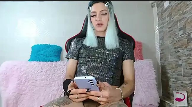 Snapshot of omar_alurba chatting on December 2024 07:43:02 PM omar alurba online show from December 2024 07:43:02 PM