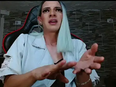 Snapshot of omar_alurba chatting on December 2024 02:17:01 AM omar alurba online show from December 2024 02:17:01 AM