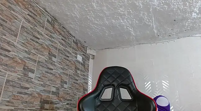 Snapshot of omar_alurba chatting on March 2025 06:23:01 PM omar alurba online show from March 2025 06:23:01 PM