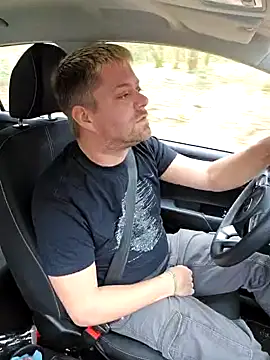 Trucker Hunter online show from February 2025 09:02:01 AM