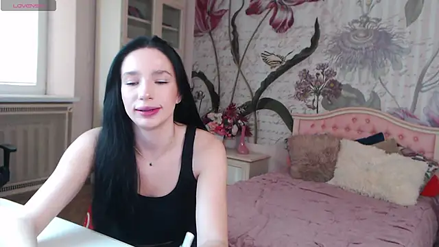 AliciaBow online show from September 2025 01:03:01 PM