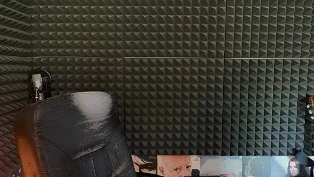 Noitelivre online show from April 2026 06:16:01 PM