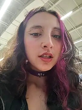  Laary online show from October 2025 09:59:02 PM