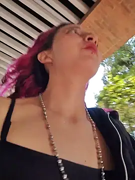  Laary online show from April 2026 08:11:02 PM