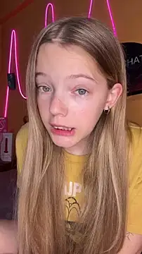 -veranito- online show from April 2026 03:06:02 AM