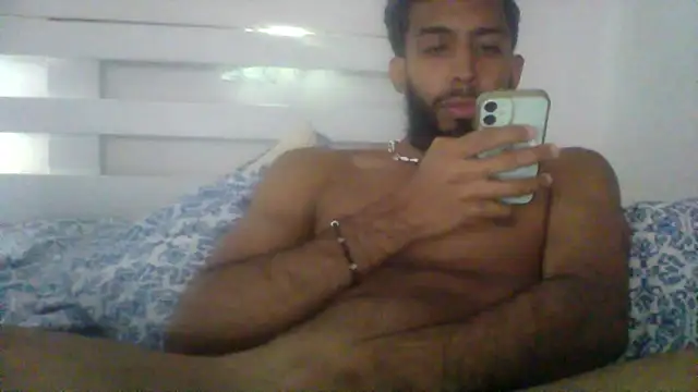 Snapshot of Alessandro__Rossi chatting on March 2026 02:17:02 AM Alessandro Rossi online show from March 2026 02:17:02 AM