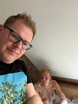 AnnualSunrise online show from October 2025 12:50:01 PM