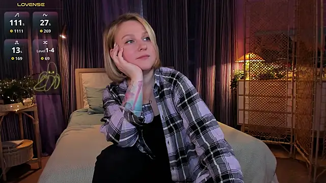 Lazy Lady online show from February 2026 11:09:02 AM