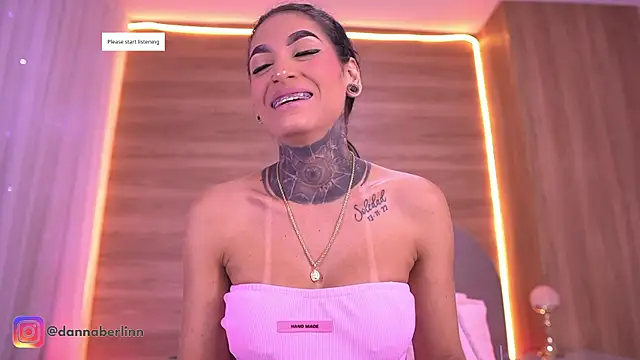 danna berlin  online show from May 2026 07:18:02 PM