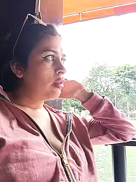 Snapshot of Latina_sexy1 chatting on February 2025 01:46:01 PM Latina sexy1 online show from February 2025 01:46:01 PM