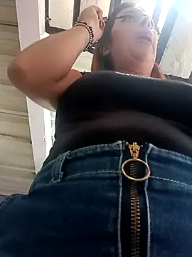 Snapshot of Latina_sexy1 chatting on February 2025 07:10:02 PM Latina sexy1 online show from February 2025 07:10:02 PM