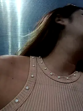 Snapshot of Latina_sexy1 chatting on February 2025 11:32:01 PM Latina sexy1 online show from February 2025 11:32:01 PM