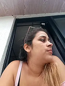 Snapshot of Latina_sexy1 chatting on February 2025 06:45:01 PM Latina sexy1 online show from February 2025 06:45:01 PM