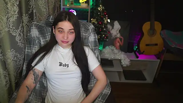 Snapshot of delicatedBailey chatting on February 2025 05:37:01 AM delicatedBailey online show from February 2025 05:37:01 AM