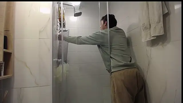 Santiago kiler online show from October 2025 11:31:02 AM