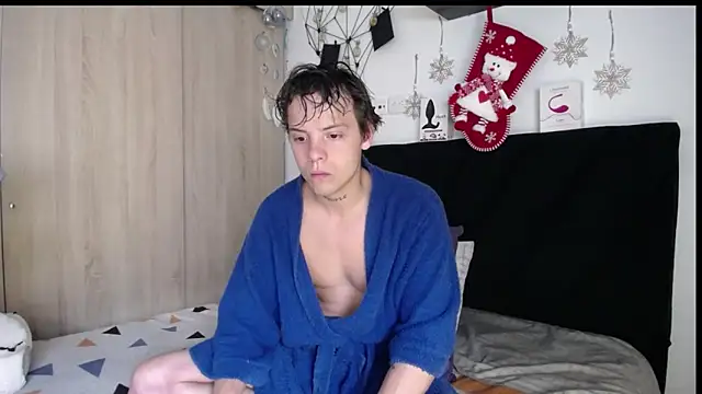 Santiago kiler online show from December 2025 01:31:02 PM