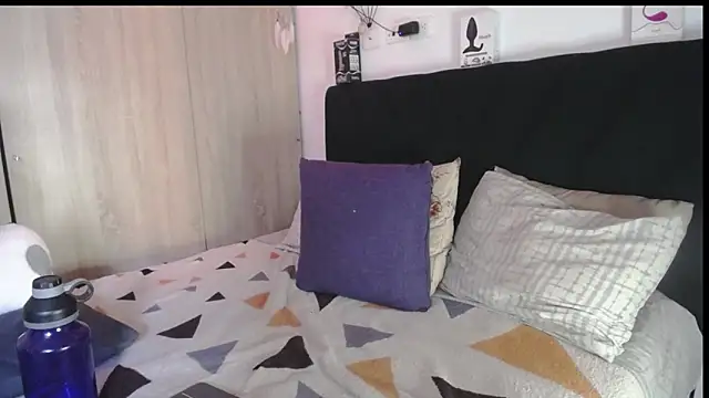 Santiago kiler online show from April 2026 07:07:02 PM