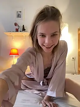 LeyaJohnson online show from December 2024 05:34:01 AM