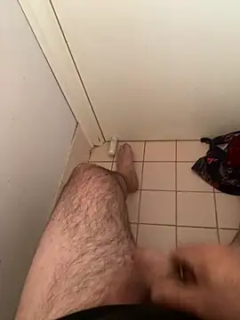 Snapshot of hairysmallcockguy chatting on December 2024 05:18:01 AM hairysmallcockguy online show from December 2024 05:18:01 AM