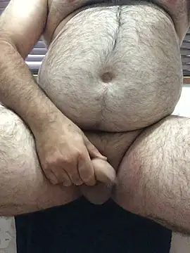 Snapshot of hairysmallcockguy chatting on January 2025 08:15:01 AM hairysmallcockguy online show from January 2025 08:15:01 AM