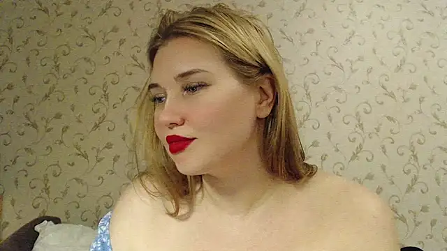 Snapshot of mmmPinUpGirl chatting on December 2024 01:56:02 AM mmmPinUpGirl online show from December 2024 01:56:02 AM