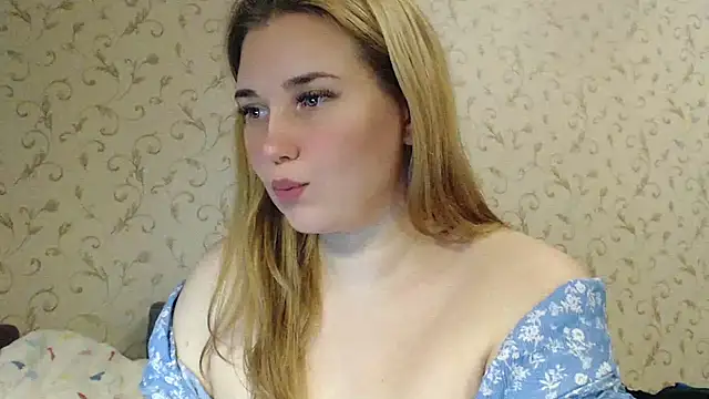 Snapshot of mmmPinUpGirl chatting on January 2025 09:57:01 PM mmmPinUpGirl online show from January 2025 09:57:01 PM