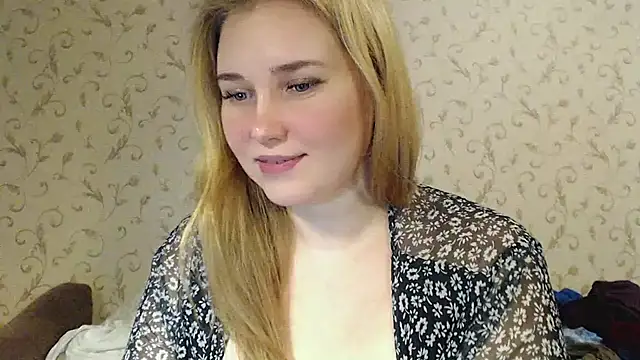 Snapshot of mmmPinUpGirl chatting on January 2025 10:39:01 PM mmmPinUpGirl online show from January 2025 10:39:01 PM