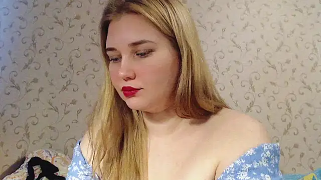 Snapshot of mmmPinUpGirl chatting on February 2025 08:35:02 AM mmmPinUpGirl online show from February 2025 08:35:02 AM