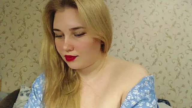 Snapshot of mmmPinUpGirl chatting on March 2025 10:48:02 PM mmmPinUpGirl online show from March 2025 10:48:02 PM