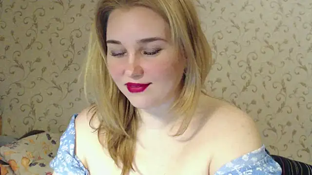 Snapshot of mmmPinUpGirl chatting on March 2025 07:53:01 PM mmmPinUpGirl online show from March 2025 07:53:01 PM