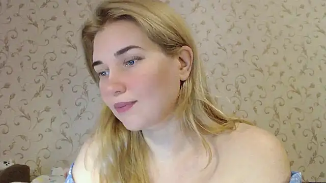 Snapshot of mmmPinUpGirl chatting on September 2025 06:57:01 AM mmmPinUpGirl online show from September 2025 06:57:01 AM