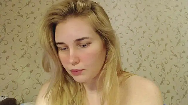 Snapshot of mmmPinUpGirl chatting on September 2025 06:52:01 PM mmmPinUpGirl online show from September 2025 06:52:01 PM