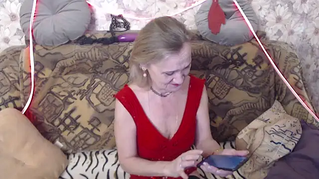 MissBekker online show from November 2025 10:56:02 PM