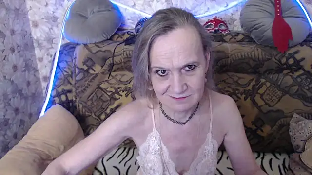 Snapshot of MissBekker chatting on July 2026 10:12:01 PM MissBekker online show from July 2026 10:12:01 PM