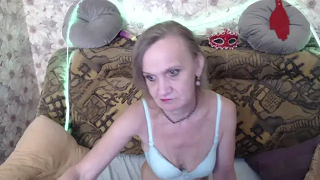 Snapshot of MissBekker chatting on July 2026 01:58:33 AM MissBekker online show from July 2026 01:58:33 AM