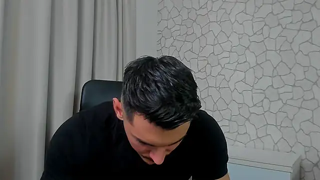 Snapshot of ClintMasters chatting on January 2025 01:01:01 PM ClintMasters online show from January 2025 01:01:01 PM