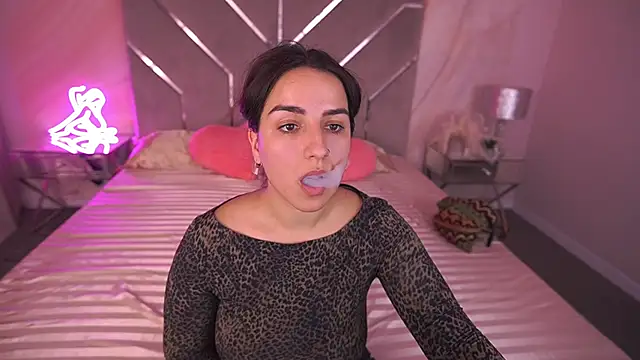 Daphne Moss online show from February 2025 01:35:02 PM