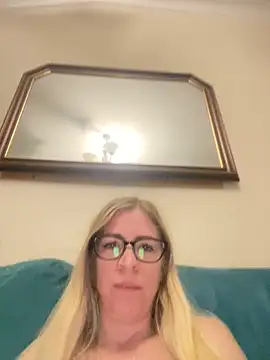 jayjencam online show from September 2025 07:50:01 PM