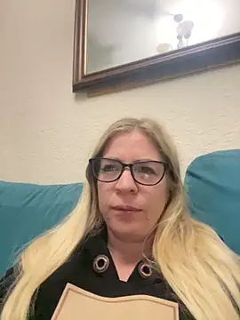 jayjencam online show from October 2025 10:19:01 PM