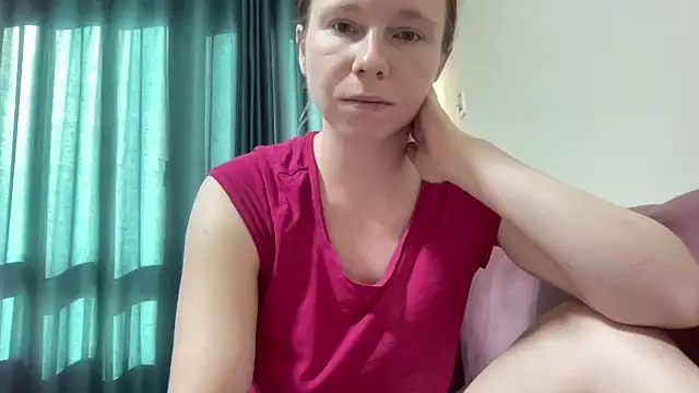 SweetLucy96 online show from October 2025 12:37:02 PM