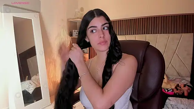  Niah  online show from October 2025 08:42:02 PM